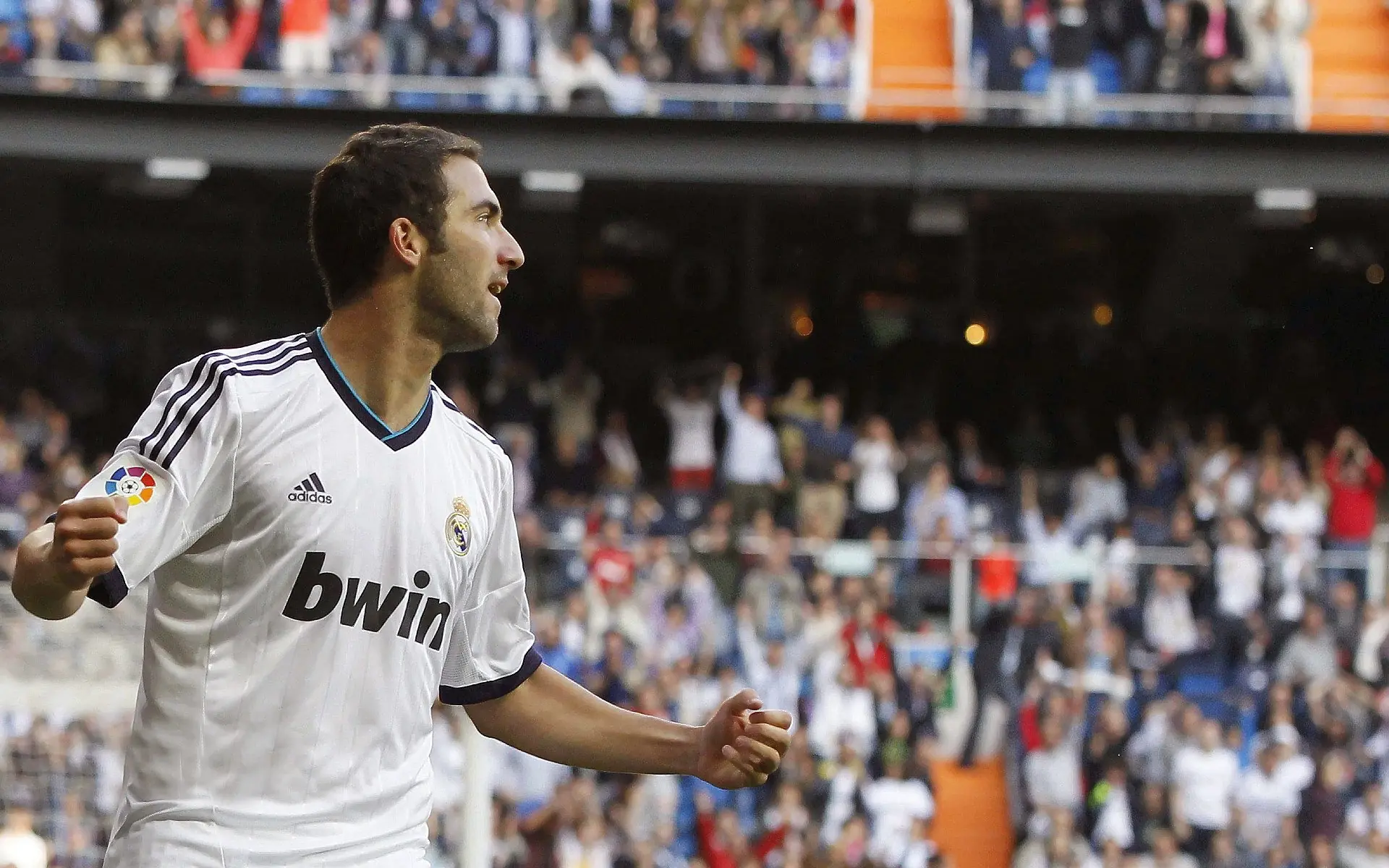 运动攀岩赛，坚韧不拔的精神写在牆上，攀岩运动是什么